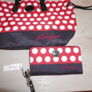 Minnie Mouse Rocks the Dots Tote by D & B